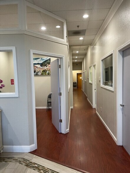 More Photos Of 280 N Jackson Ave, San Jose Medical For Lease