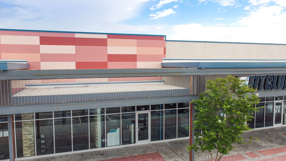 More Photos Of 2101 Shiloh Dr, Laredo Storefront Retail Office For Lease