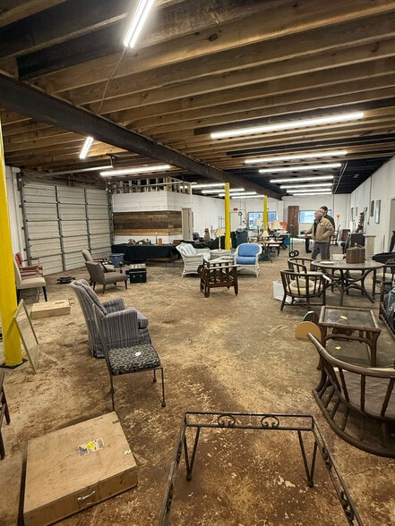 More Photos Of 2911 Ruffner Rd, Birmingham Distribution For Sale