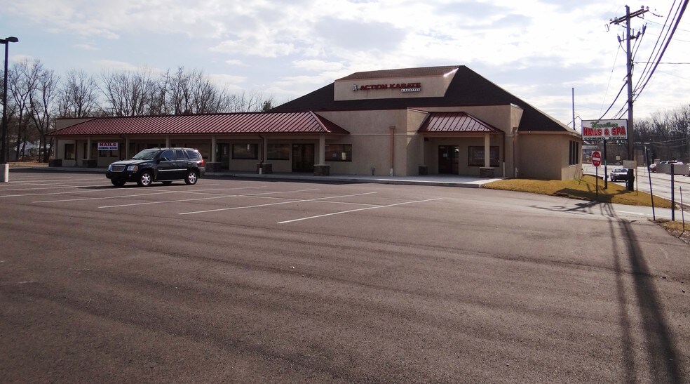 More Photos Of 2235 York Rd, Jamison Land For Lease