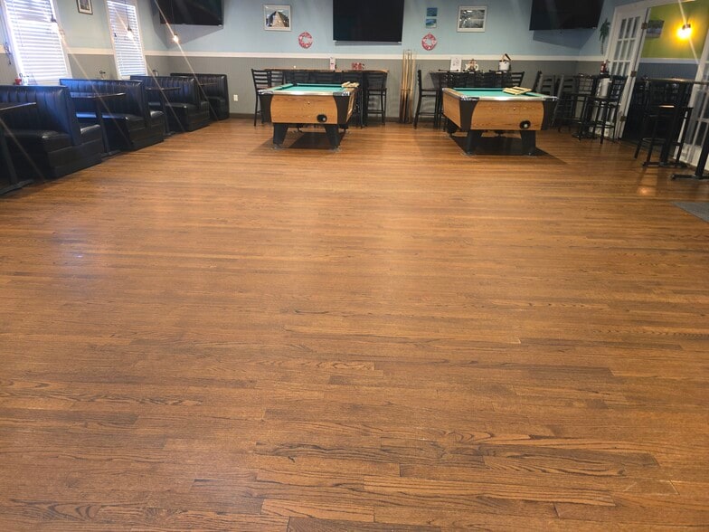 More Photos Of 48 School St, Lincoln Restaurant For Sale