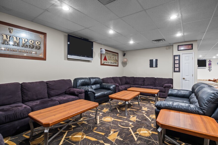 More Photos Of 209 Shewell Ave, Doylestown Restaurant For Sale