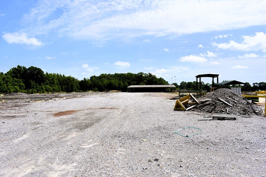 More Photos Of 79 Pioneer Ln, Selma Industrial For Sale