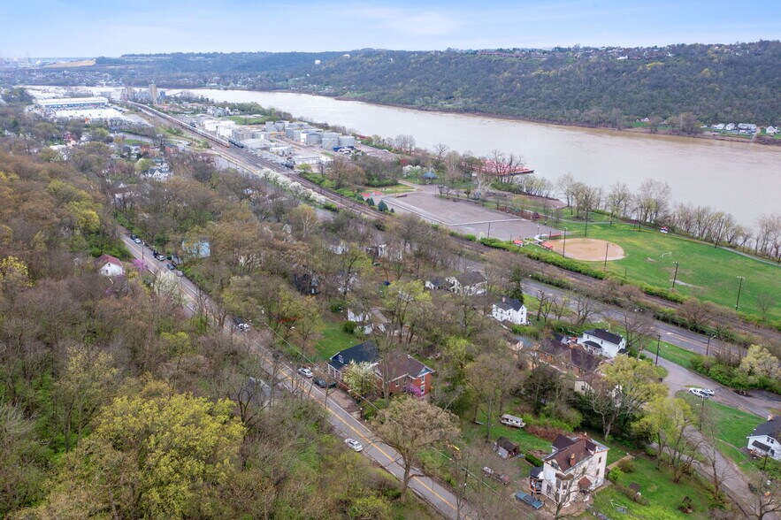 More Photos Of 3627 Hillside Ave, Cincinnati Multifamily For Sale