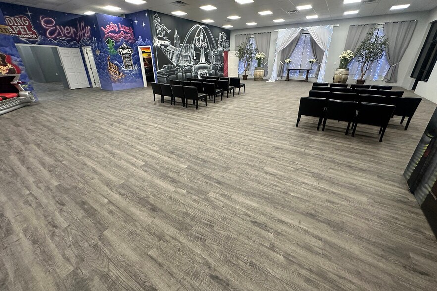 More Photos Of 5071 N Rainbow Blvd, Las Vegas Office For Sale