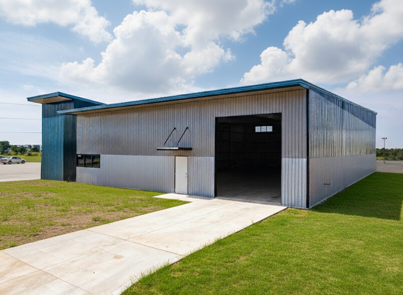 More Photos Of 12501 Wecoty Way, Oklahoma City Warehouse For Lease
