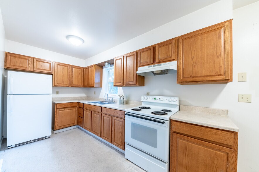 More Photos Of , Fairmont Unknown For Sale