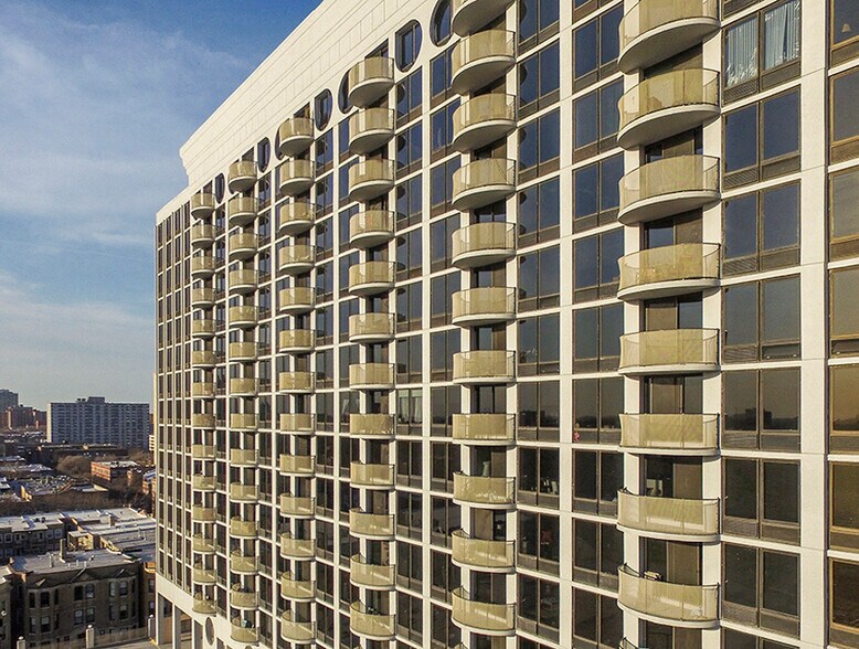 More Photos Of 4334 N Hazel St, Chicago Apartments For Lease