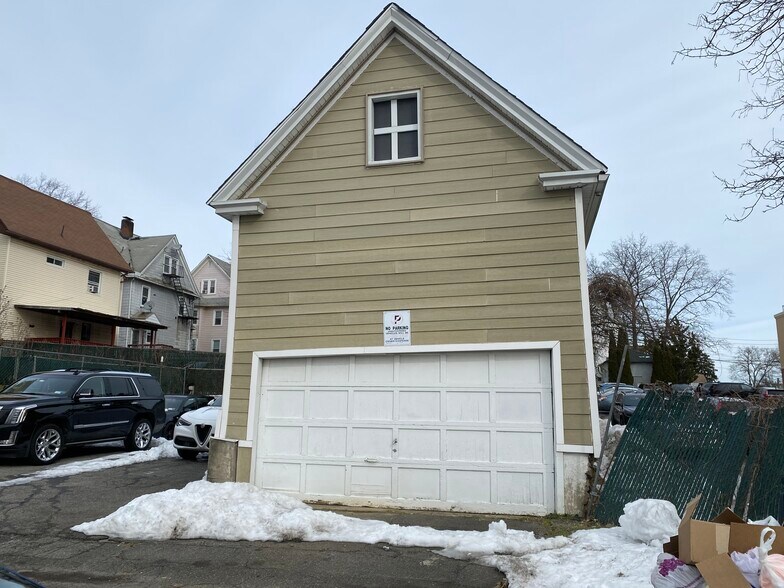 More Photos Of , Mount Vernon Multifamily For Sale