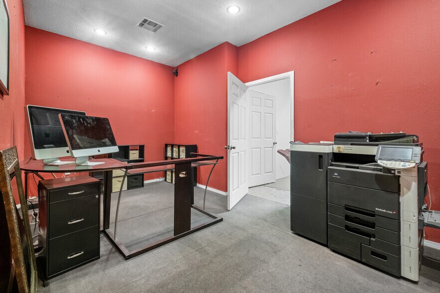 More Photos Of 814 E Cherokee Ave, Sallisaw Religious Facility For Sale