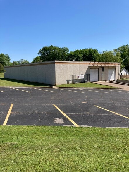 More Photos Of , Gladewater Industrial For Sale