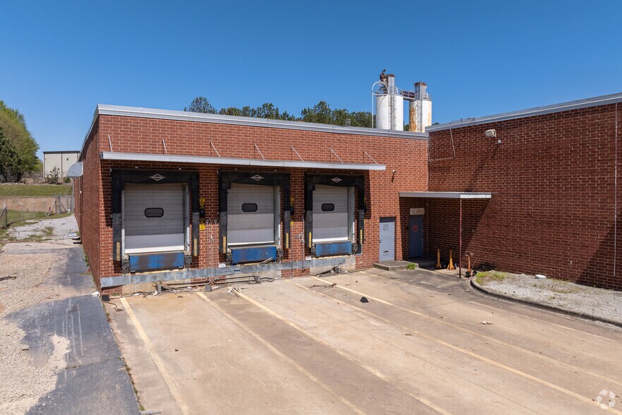 More Photos Of 2200 Lithonia Industrial Blvd, Lithonia Food Processing For Lease