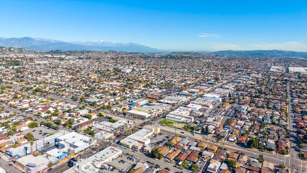 More Photos Of 4630 Whittier Blvd, Los Angeles General Retail For Sale