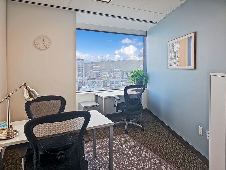 More Photos Of 111 SW 5th Ave, Portland Coworking Space