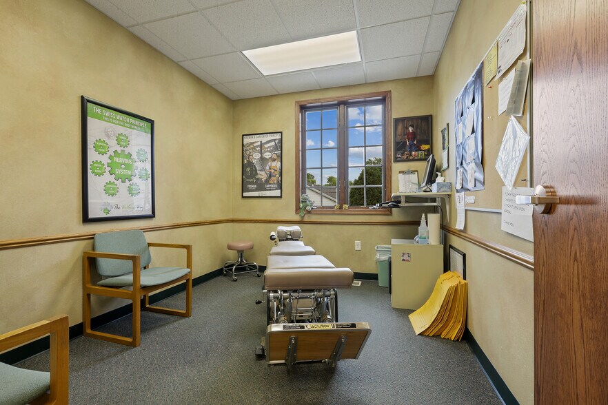 More Photos Of 952 S Park Ave, Fond Du Lac Medical For Lease