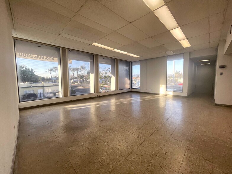 More Photos Of 6300-6320 Florence Ave, Bell Gardens Unknown For Lease