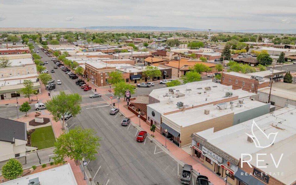 More Photos Of 117 S Bent St, Powell General Retail For Sale