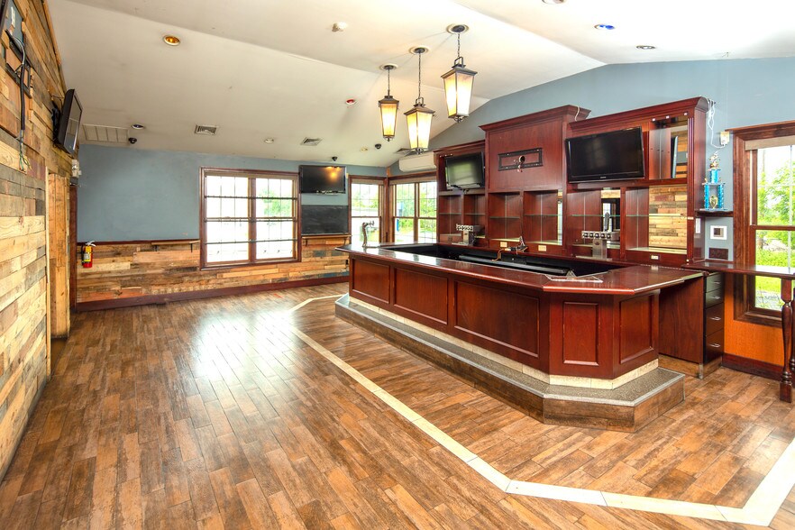 More Photos Of 1441 S West End Blvd, Quakertown Restaurant For Sale