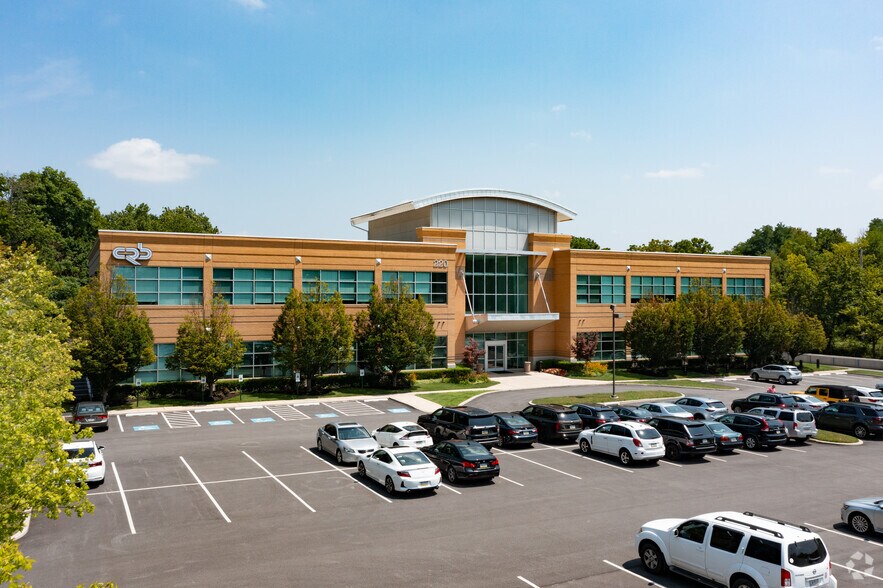 More Photos Of 220 W Germantown Pike, Plymouth Meeting Office For Sale