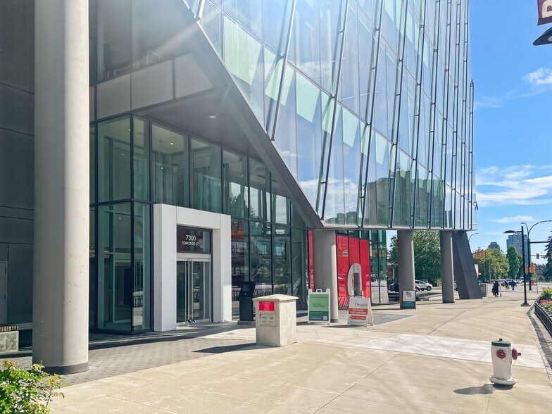 More Photos Of 7300 Edmonds St, Burnaby Office For Sale