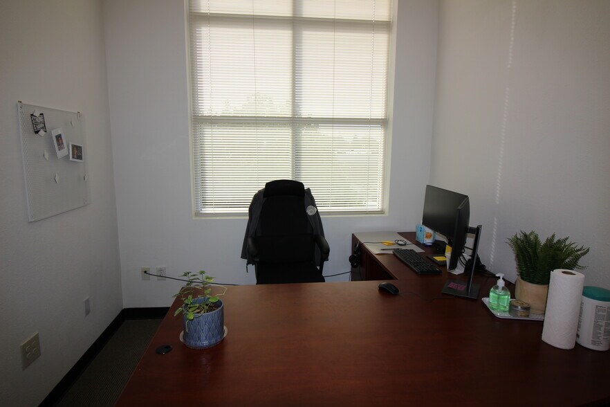 More Photos Of 6350-6362 Clark Ave, Dublin Light Manufacturing For Sale