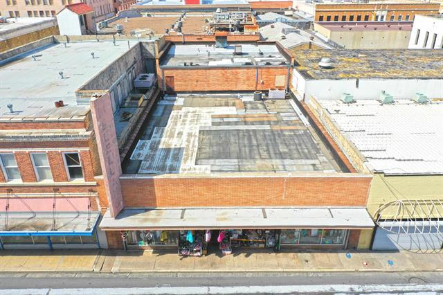 More Photos Of 1114 Lincoln St, Laredo General Retail For Sale