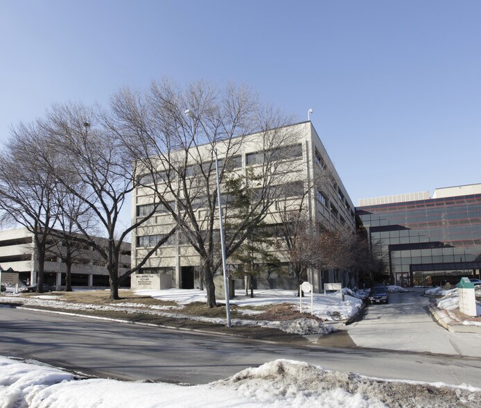 More Photos Of 411 Laurel St, Des Moines Medical For Lease