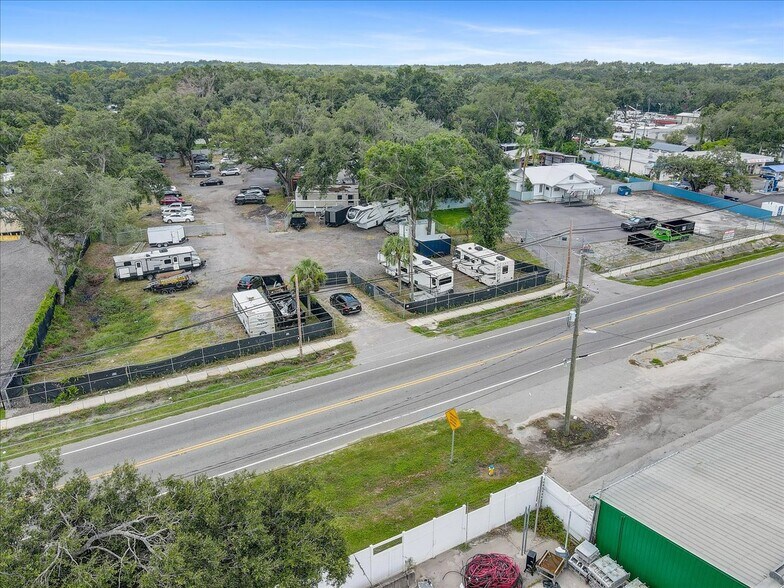 More Photos Of 11309 E US Highway 92, Seffner Warehouse For Sale
