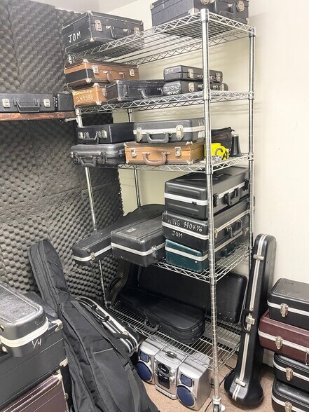 More Photos Of 377 Main St, Center Moriches Storefront Retail Office For Sale