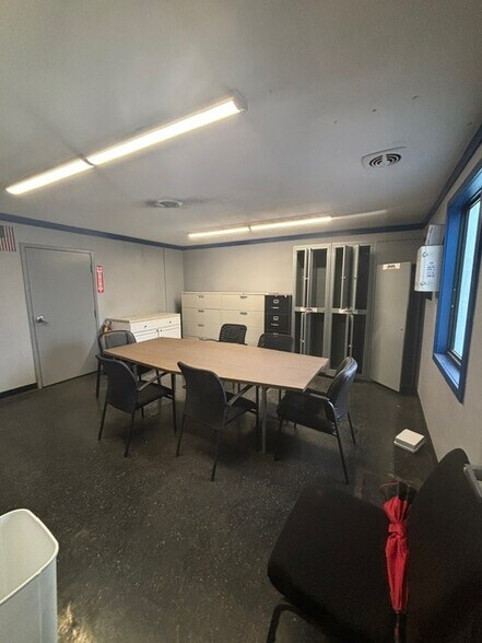 More Photos Of 3861-3870 West Rd, Cortland Auto Dealership For Sale