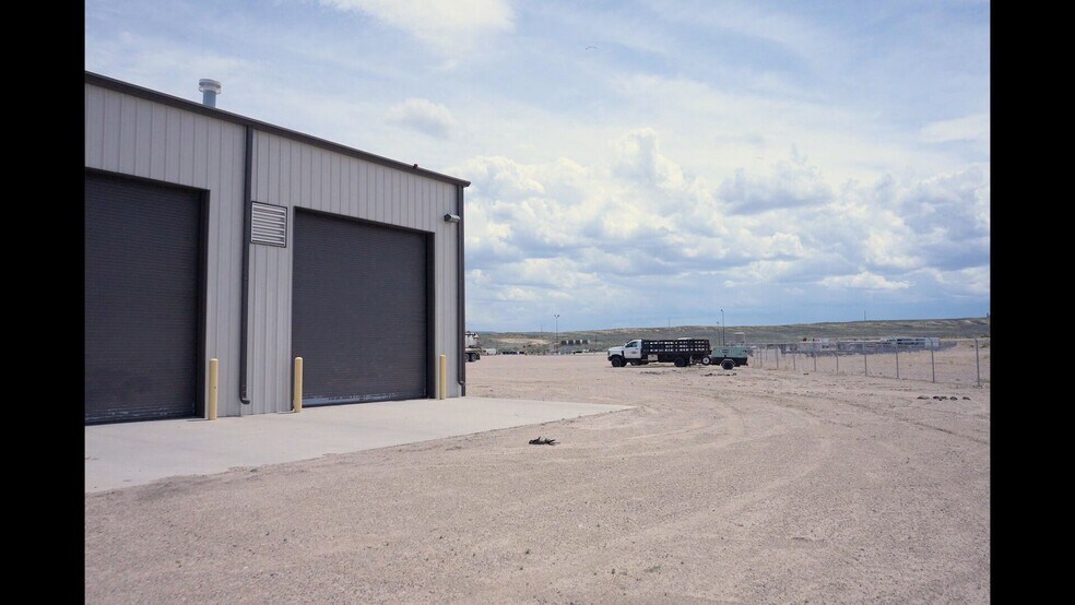 More Photos Of 45 Lagoon Rd, Rock Springs Warehouse For Lease