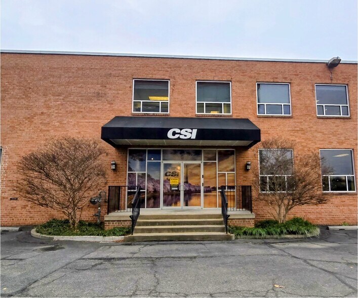 More Photos Of 840 S Pickett St, Alexandria Manufacturing For Sale