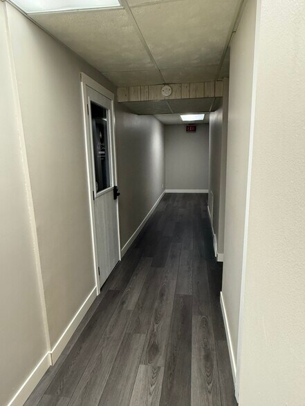 More Photos Of 1202 N Broadway St, Menomonie Office For Lease
