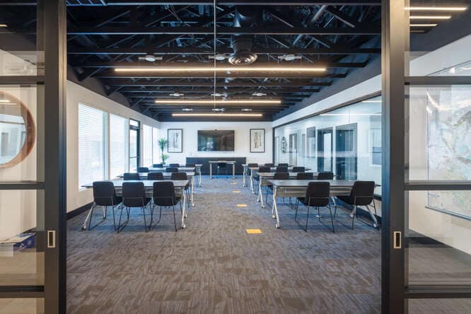 More Photos Of 8900 Business Park Dr, Austin Office For Sale