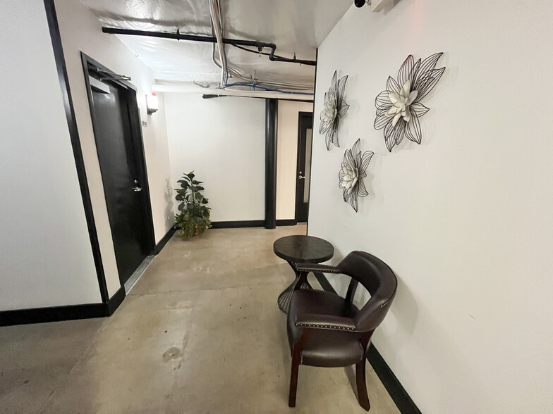 More Photos Of 249 Liberty St NE, Salem Storefront For Lease