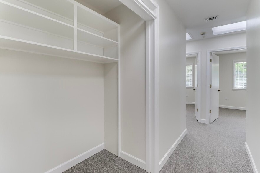 More Photos Of 831 Highway 90, Bay Saint Louis Office For Sale
