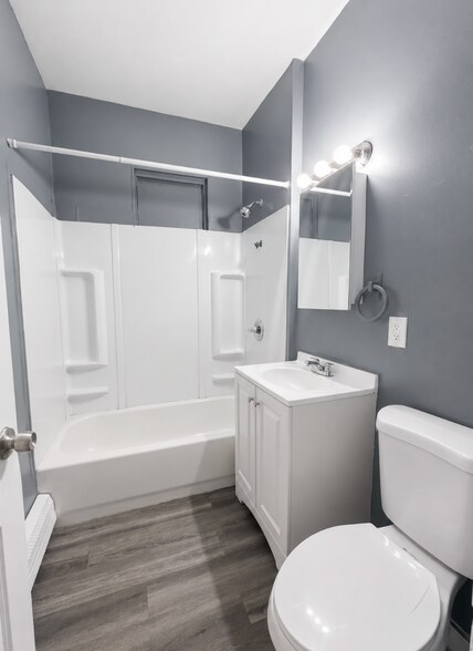 More Photos Of 42-44 Redding St, Hartford Apartments For Sale
