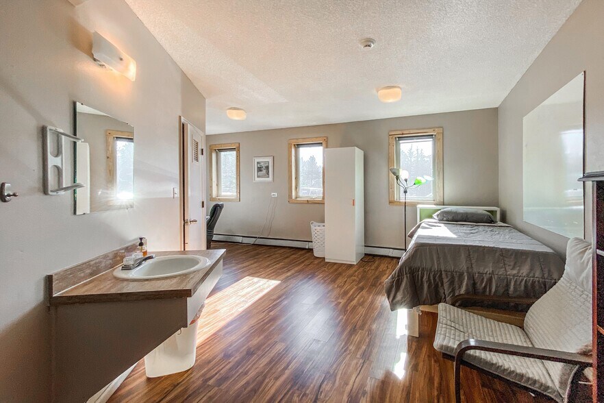 More Photos Of 5532 Us Highway 36, Estes Park Lodge Meeting Hall For Sale