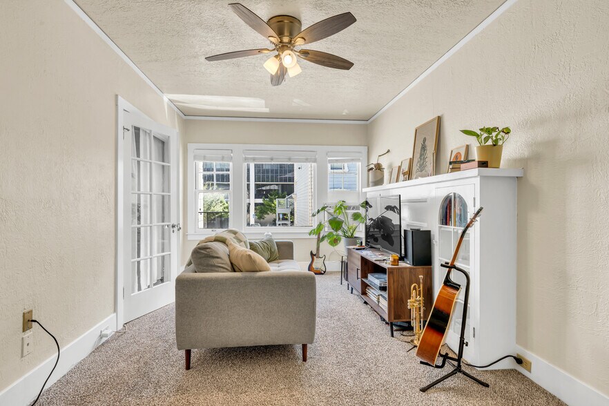 More Photos Of 1021 H St, Sacramento Apartments For Sale