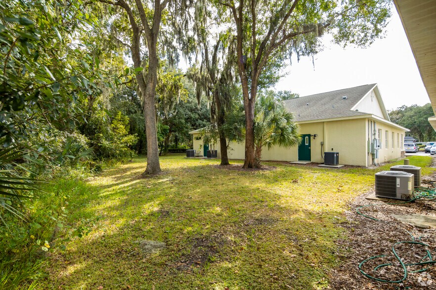 More Photos Of 9416-9418 Balm Riverview Rd, Riverview Medical For Lease