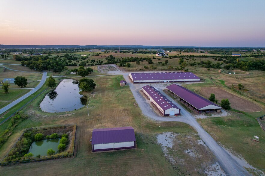 More Photos Of 5871 Roper Rd, Sperry Land For Sale