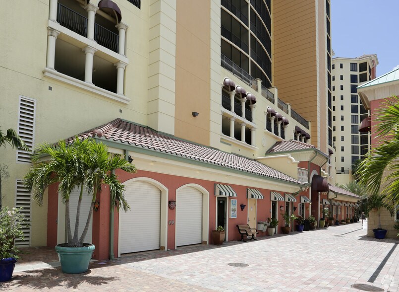 More Photos Of 5781 Cape Harbour Dr, Cape Coral Apartments For Lease