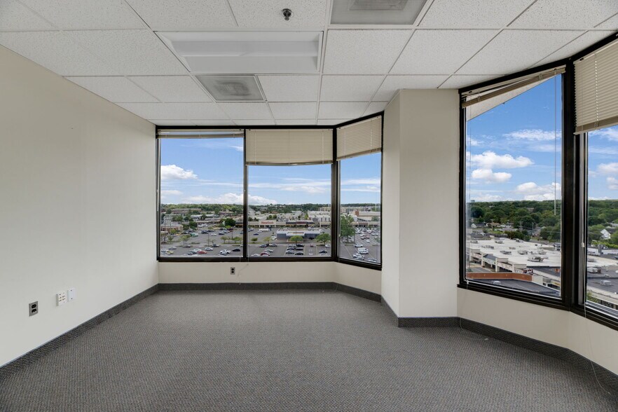 More Photos Of 312 Marshall Ave, Laurel Office For Lease