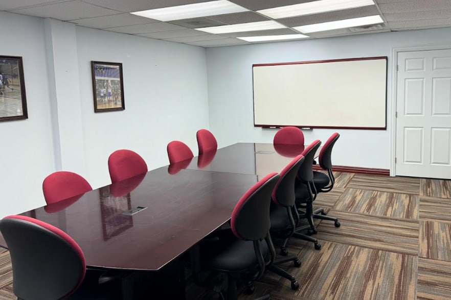 More Photos Of 375 Municipal Dr, Richardson Medical For Sale