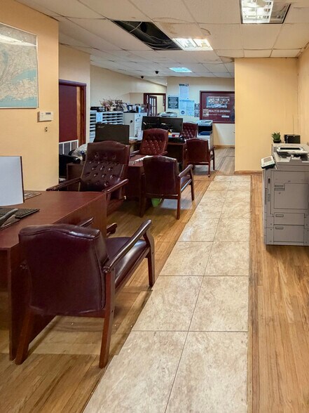 More Photos Of 3939 White Plains Rd, Bronx Storefront Retail Residential For Sale