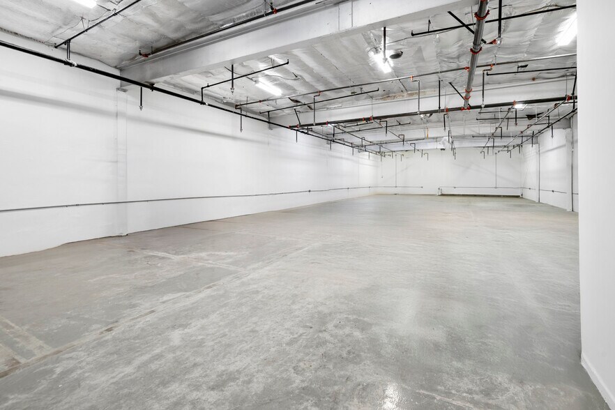 More Photos Of 3238 Union Pacific Ave, Los Angeles Industrial For Lease