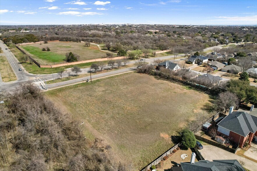 More Photos Of 2400 W Sublett Rd, Arlington Land For Sale