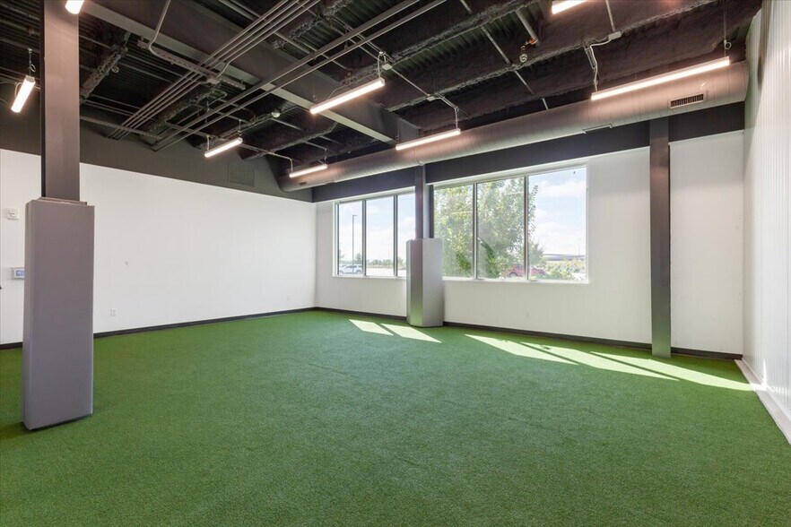 More Photos Of 3260 Mid America Dr, Council Bluffs Sports And Entertainment For Lease