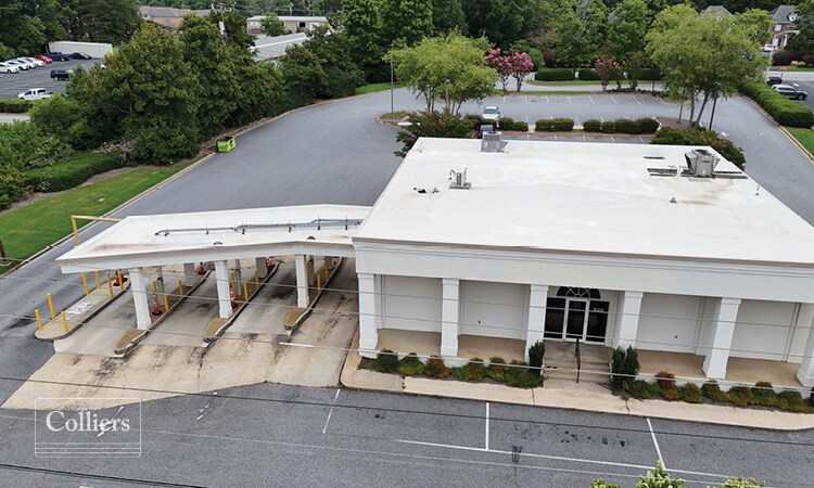 More Photos Of 500 N Main St, Mauldin General Retail For Sale