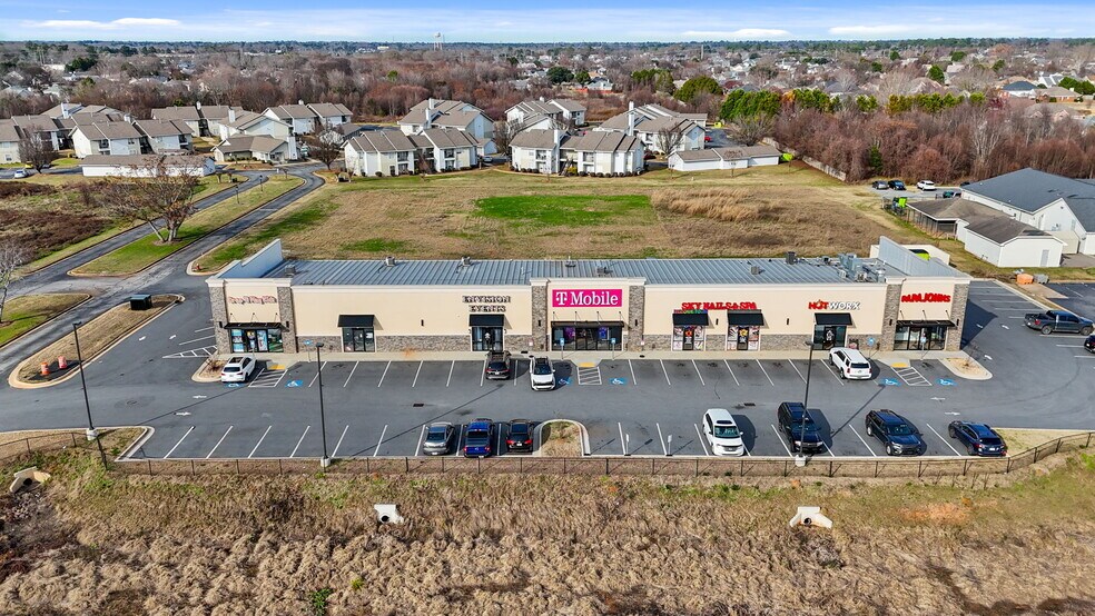 More Photos Of 719 Hwy 96, Bonaire Unknown For Lease